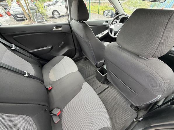 Hyundai Solaris I с пробегом 2013 года, цена 649 000 рублей, 207000 км, седан, Автокод Объявления