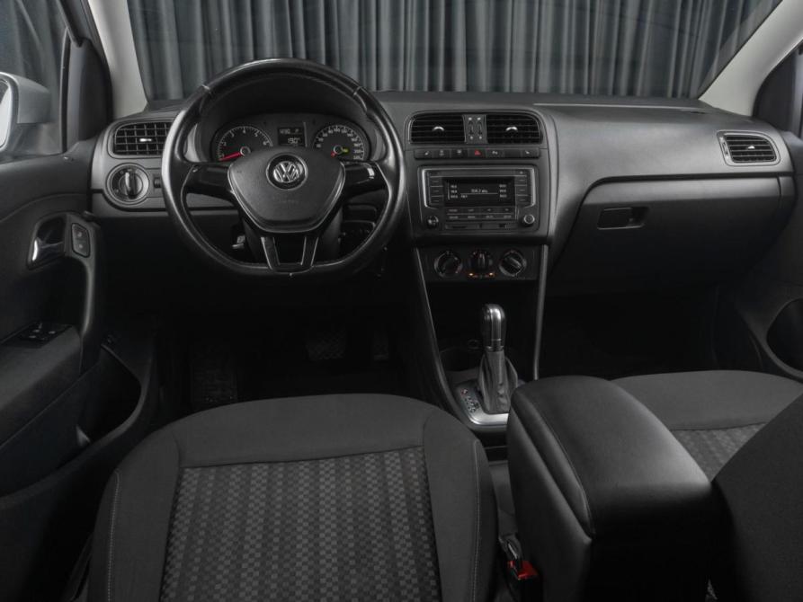 Volkswagen Polo V Рестайлинг Тюмень  - изображение 6