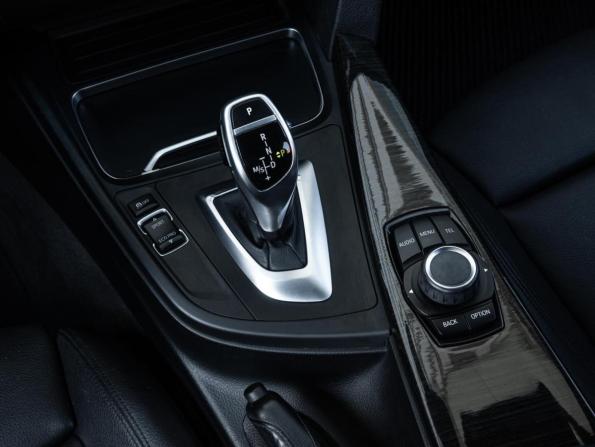 BMW 3 серии VI (F3x) Рестайлинг с пробегом 2016 года, цена 2 120 000 рублей, 160882 км, седан, Автокод Объявления