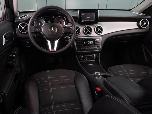 Mercedes-Benz GLA I (X156) с пробегом 2014 года, цена 1 334 000 рублей, 190446 км, внедорожник, Автокод Объявления