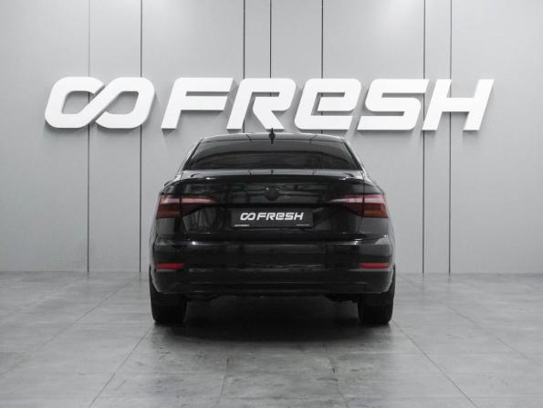 Volkswagen Jetta VII с пробегом 2019 года, цена 1 998 000 рублей, 79907 км, седан, Автокод Объявления
