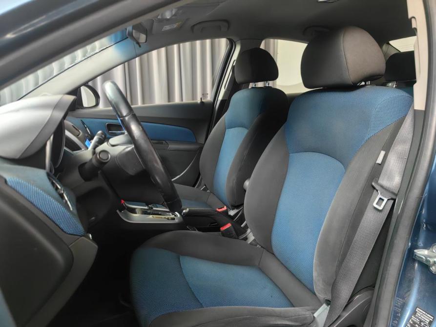 Chevrolet Cruze I Рестайлинг Москва  - изображение 9