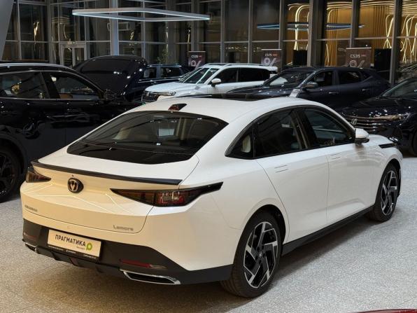 Changan Lamore с пробегом 2024 года, цена 2 749 000 рублей, 50 км, седан, Автокод Объявления