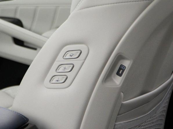 Kia Sorento IV Рестайлинг с пробегом 2024 года, цена 5 595 055 рублей, 12710 км, внедорожник, Автокод Объявления