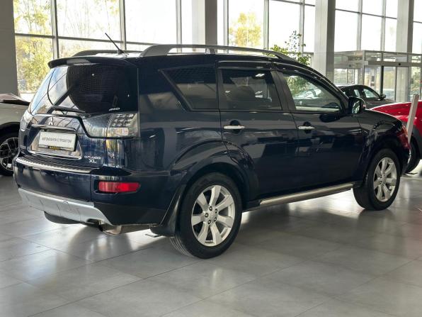 Mitsubishi Outlander II Рестайлинг с пробегом 2010 года, цена 1 245 000 рублей, 196000 км, внедорожник, Автокод Объявления