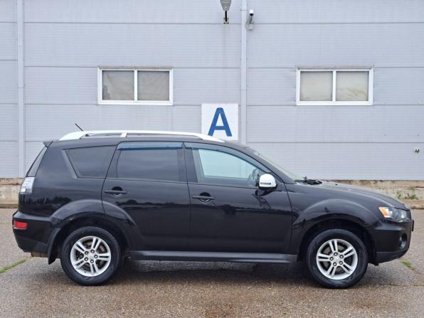 Mitsubishi Outlander II Рестайлинг с пробегом 2010 года, цена 820 000 рублей, 206100 км, внедорожник, Автокод Объявления