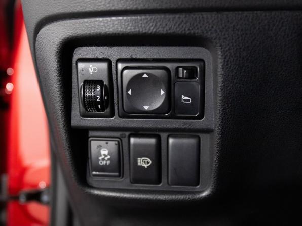 Nissan Juke I с пробегом 2013 года, цена 999 000 рублей, 94160 км, внедорожник, Автокод Объявления