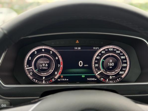 Volkswagen Tiguan II с пробегом 2018 года, цена 2 550 000 рублей, 143000 км, внедорожник, Автокод Объявления