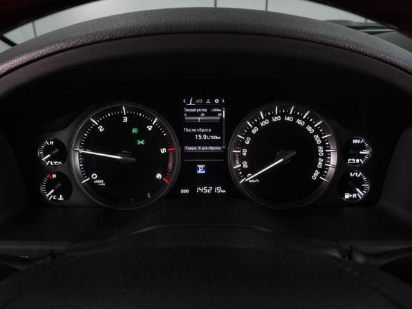 Toyota Land Cruiser 200 Series Рестайлинг 2 с пробегом 2015 года, цена 4 999 000 рублей, 145219 км, внедорожник, Автокод Объявления
