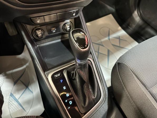 Hyundai Solaris II с пробегом 2019 года, цена 1 250 000 рублей, 85230 км, седан, Автокод Объявления