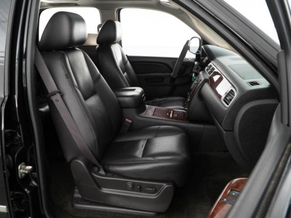 Chevrolet Tahoe III с пробегом 2011 года, цена 1 796 444 рубля, 348013 км, внедорожник, Автокод Объявления