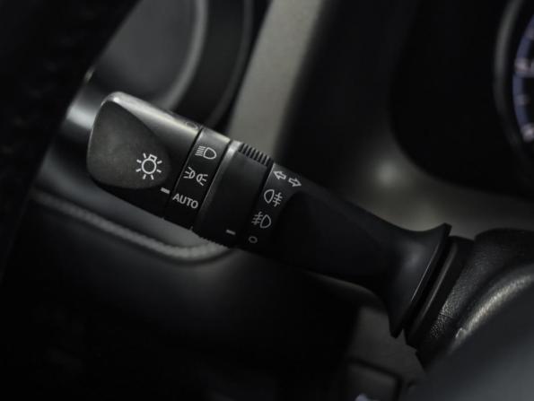 Toyota RAV4 IV (XA40) Рестайлинг с пробегом 2016 года, цена 2 759 000 рублей, 108861 км, внедорожник, Автокод Объявления