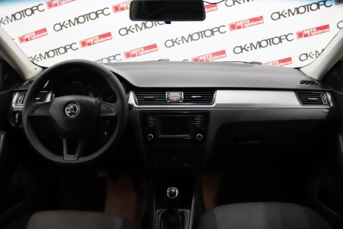 Skoda Rapid I с пробегом 2016 года, цена 825 450 рублей, 240120 км, лифтбек, Автокод Объявления