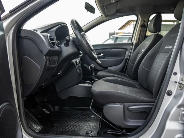 Renault Sandero II с пробегом 2017 года, цена 1 168 000 рублей, 81976 км, хэтчбек, Автокод Объявления