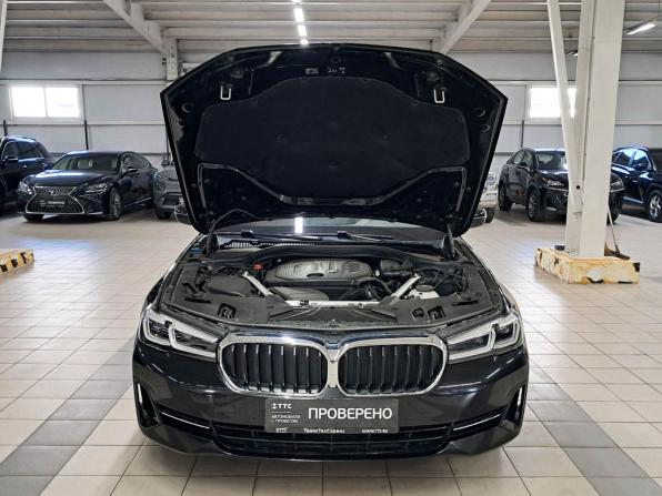 BMW 5 серии VII (G30/G31/G38) Рестайлинг с пробегом 2021 года, цена 5 200 000 рублей, 54997 км, седан, Автокод Объявления