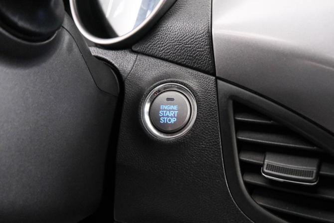 Hyundai Elantra V (MD) с пробегом 2012 года, цена 1 019 000 рублей, 207458 км, седан, Автокод Объявления