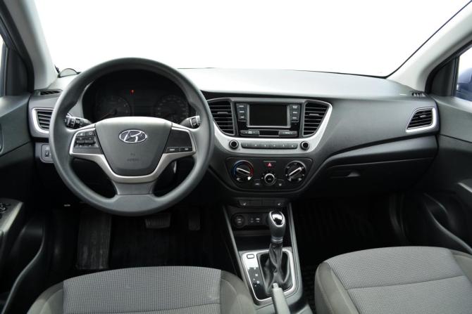 Hyundai Solaris II с пробегом 2018 года, цена 1 499 000 рублей, 60000 км, седан, Автокод Объявления
