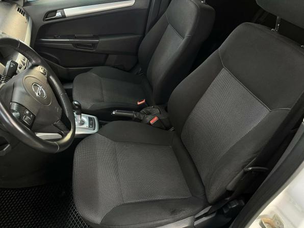 Opel Astra H Рестайлинг с пробегом 2010 года, цена 298 762 рубля, 281681 км, хэтчбек, Автокод Объявления