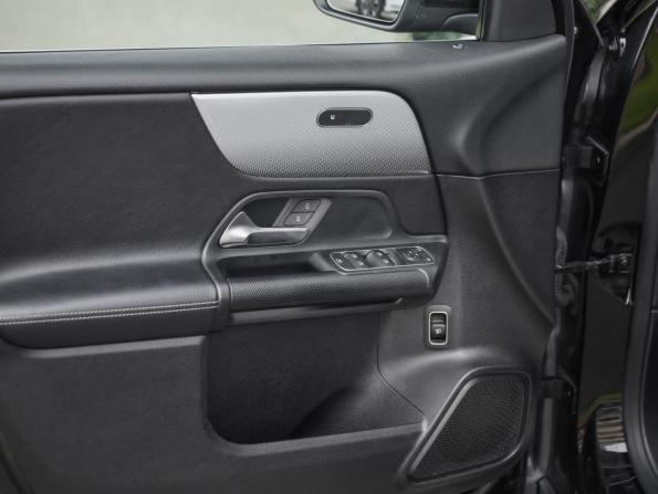 Mercedes-Benz GLB I (X247) с пробегом 2020 года, цена 3 405 848 рублей, 100218 км, внедорожник, Автокод Объявления