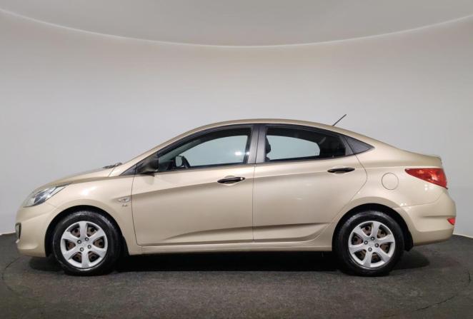 Hyundai Solaris I с пробегом 2013 года, цена 869 000 рублей, 139436 км, седан, Автокод Объявления
