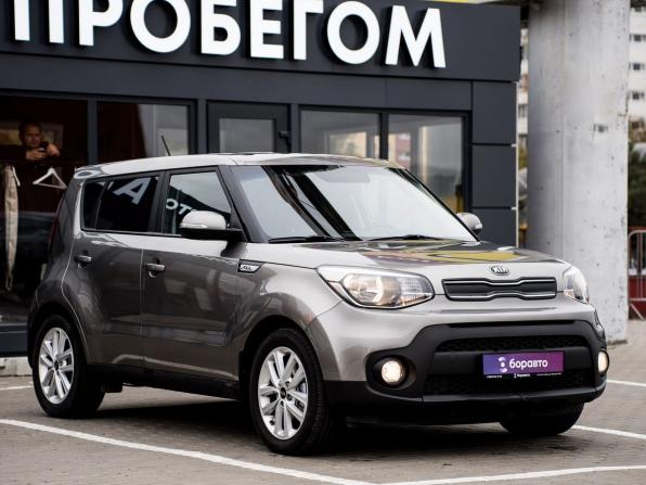 Kia Soul II Рестайлинг с пробегом 2018 года, цена 1 800 000 рублей, 53831 км, хэтчбек, Автокод Объявления