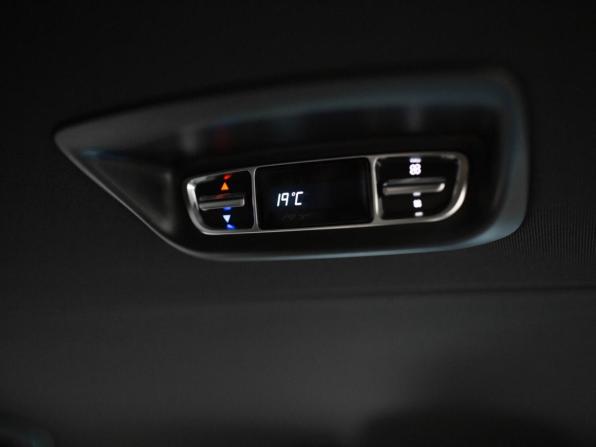Новый Mercedes-Benz V-Класс III (W447) Рестайлинг 2 2026 года, цена 15 180 000 рублей, минивэн, Автокод Объявления
