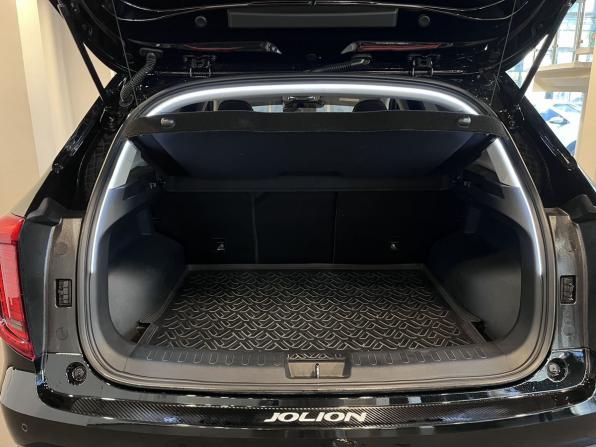 Haval Jolion I с пробегом 2024 года, цена 2 050 000 рублей, 17552 км, внедорожник, Автокод Объявления