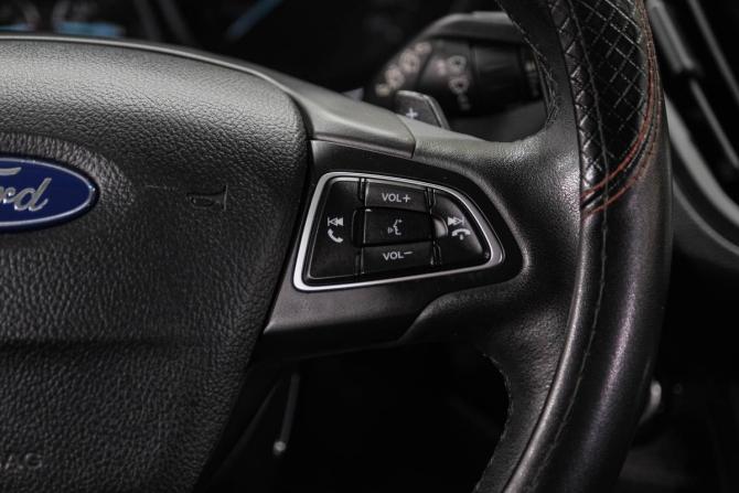 Ford Kuga II Рестайлинг с пробегом 2018 года, цена 1 749 000 рублей, 98600 км, внедорожник, Автокод Объявления