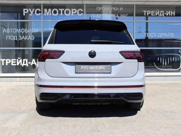 Volkswagen Tiguan II Рестайлинг с пробегом 2021 года, цена 4 100 000 рублей, 80701 км, внедорожник, Автокод Объявления