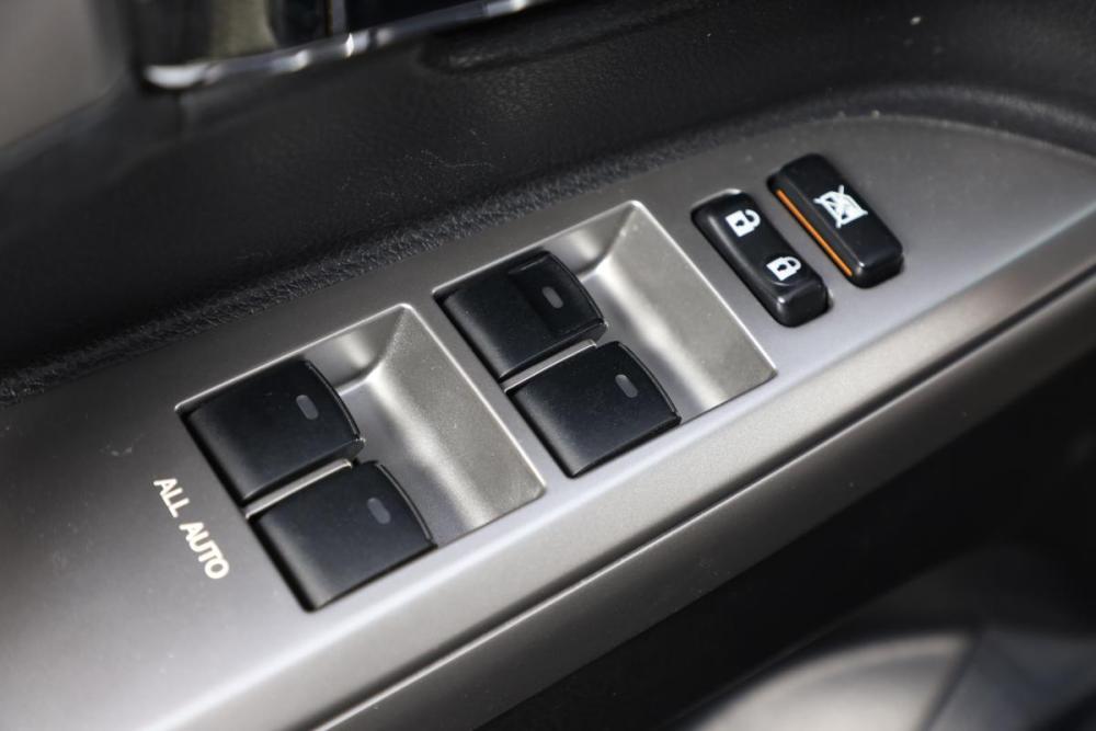 Toyota Land Cruiser 200 Series Рестайлинг 1 Новосибирск  - изображение 8