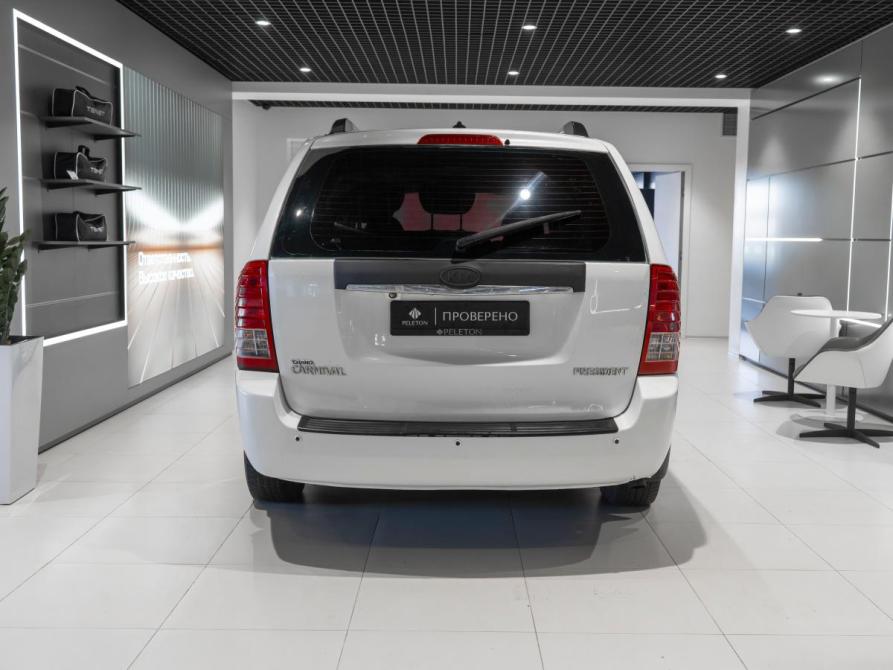 Kia Carnival II Москва  - изображение 6