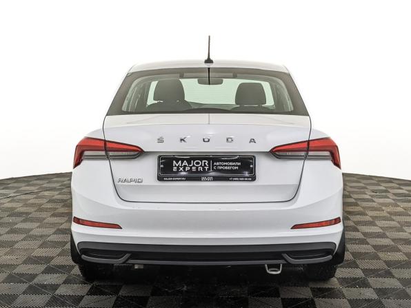 Skoda Rapid II с пробегом 2021 года, цена 1 360 000 рублей, 118485 км, лифтбек, Автокод Объявления