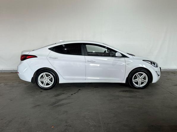 Hyundai Elantra V (MD) Рестайлинг с пробегом 2014 года, цена 1 048 000 рублей, 193315 км, седан, Автокод Объявления