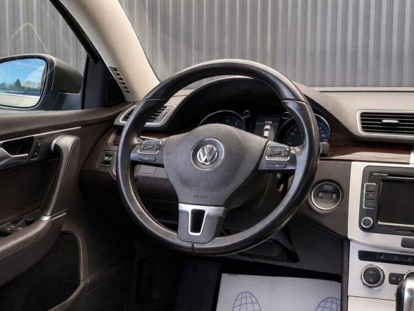 Volkswagen Passat B7 с пробегом 2012 года, цена 1 167 000 рублей, 187002 км, седан, Автокод Объявления