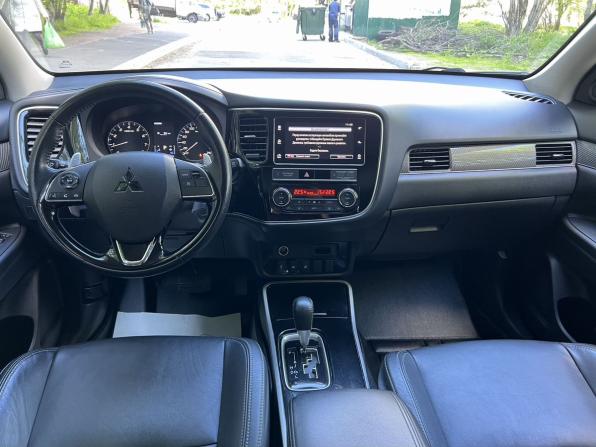 Mitsubishi Outlander III Рестайлинг 3 с пробегом 2020 года, цена 2 099 000 рублей, 131094 км, внедорожник, Автокод Объявления