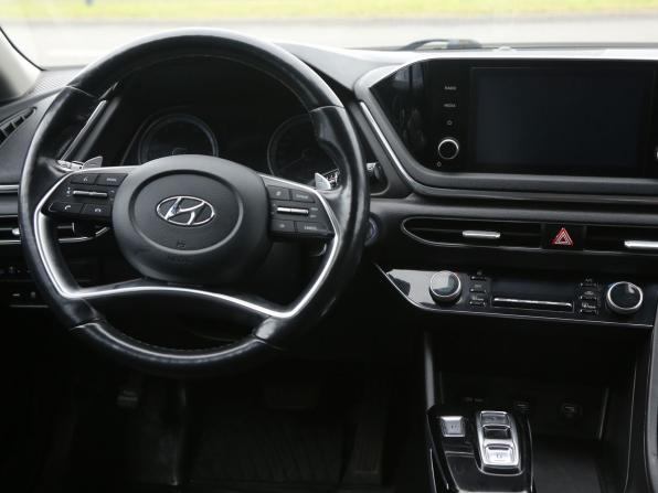 Hyundai Sonata VIII (DN8) с пробегом 2021 года, цена 2 359 000 рублей, 61000 км, седан, Автокод Объявления
