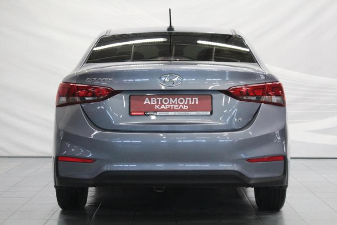 Hyundai Solaris II с пробегом 2018 года, цена 1 249 000 рублей, 122000 км, седан, Автокод Объявления