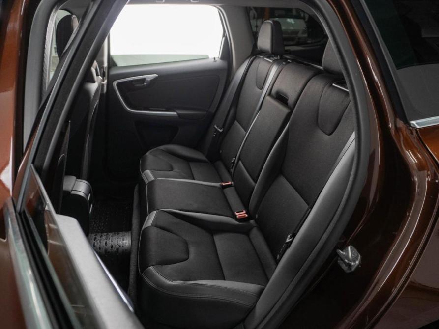 Volvo XC60 I Рестайлинг Тюмень  - изображение 9