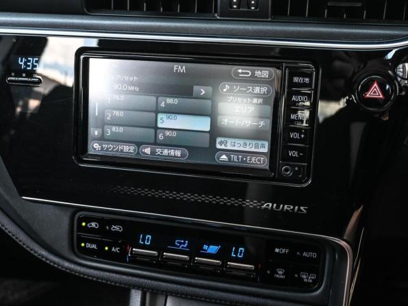 Toyota Auris II Рестайлинг с пробегом 2017 года, цена 1 574 000 рублей, 72785 км, хэтчбек, Автокод Объявления