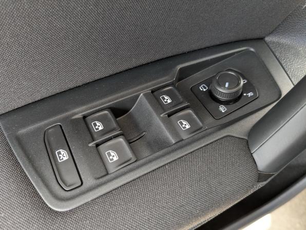 Volkswagen Tiguan II Рестайлинг с пробегом 2021 года, цена 2 645 000 рублей, 71767 км, внедорожник, Автокод Объявления