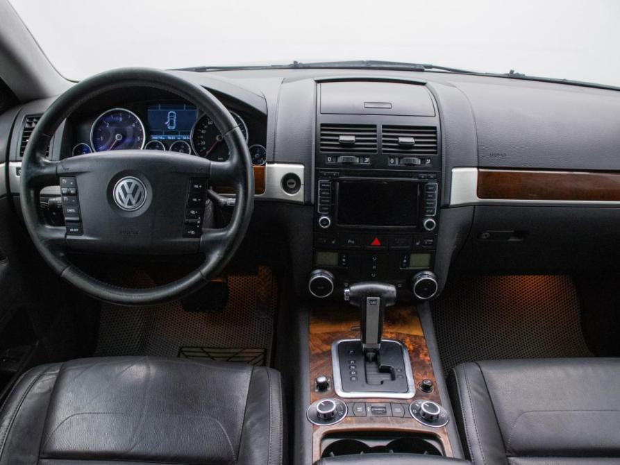 Volkswagen Touareg I Рестайлинг Москва  - изображение 14
