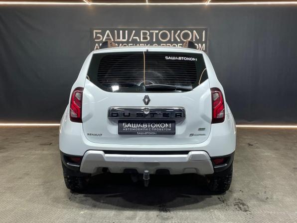 Renault Duster I Рестайлинг с пробегом 2016 года, цена 995 000 рублей, 234941 км, внедорожник, Автокод Объявления