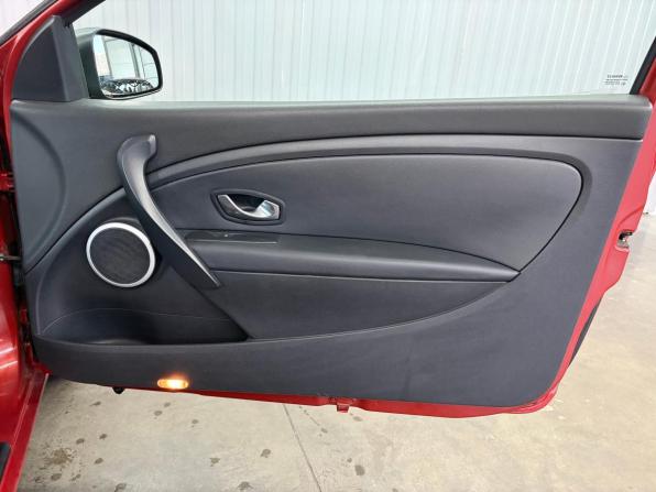 Renault Megane III с пробегом 2010 года, цена 647 000 рублей, 261211 км, хэтчбек, Автокод Объявления