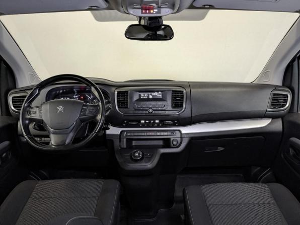 Peugeot Traveller I с пробегом 2019 года, цена 2 920 000 рублей, 72906 км, минивэн, Автокод Объявления