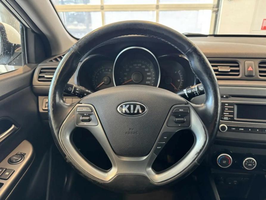 Kia Rio III Рестайлинг Подольск  - изображение 19