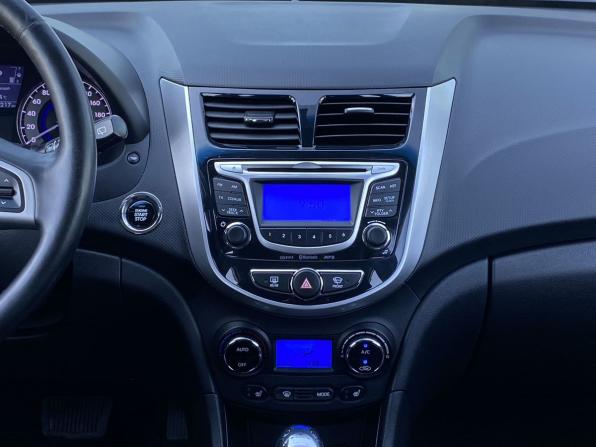 Hyundai Solaris I с пробегом 2014 года, цена 1 149 000 рублей, 44216 км, хэтчбек, Автокод Объявления