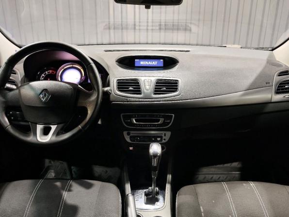 Renault Fluence I Рестайлинг с пробегом 2013 года, цена 519 900 рублей, 232883 км, седан, Автокод Объявления
