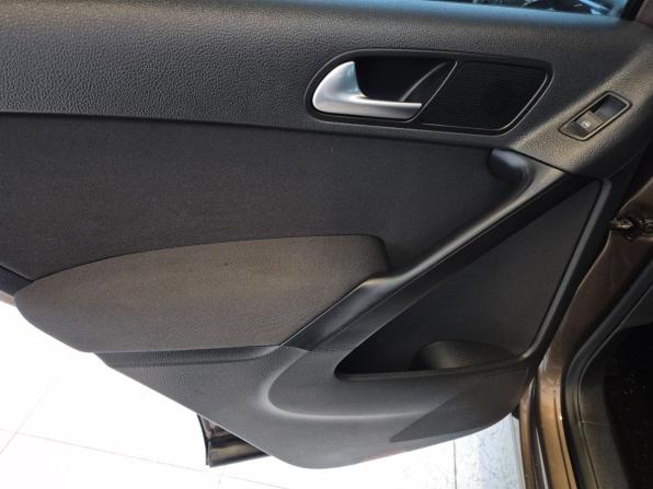 Volkswagen Tiguan I Рестайлинг с пробегом 2014 года, цена 1 199 000 рублей, 130670 км, внедорожник, Автокод Объявления