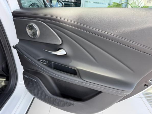 Chery Arrizo 8 с пробегом 2024 года, цена 2 850 000 рублей, 12784 км, седан, Автокод Объявления