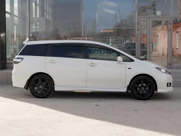 Toyota Wish II Рестайлинг с пробегом 2012 года, цена 1 420 000 рублей, 121465 км, минивэн, Автокод Объявления